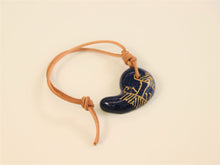 画像をギャラリービューアに読み込む, 古代勾玉ストラップ <神奈備工房 - cannabi  - >