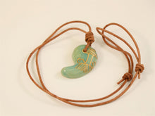 画像をギャラリービューアに読み込む, 古代勾玉ネックレス <神奈備工房 - cannabi - >