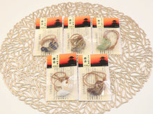 画像をギャラリービューアに読み込む, 古代勾玉ストラップ <神奈備工房 - cannabi  - >