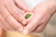 画像をギャラリービューアに読み込む, 桃伝説 <御菓子処 はつの家>